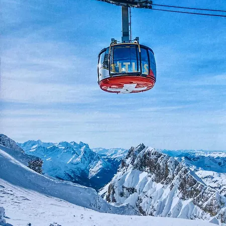 Heimeliges Und Berg Engelberg
